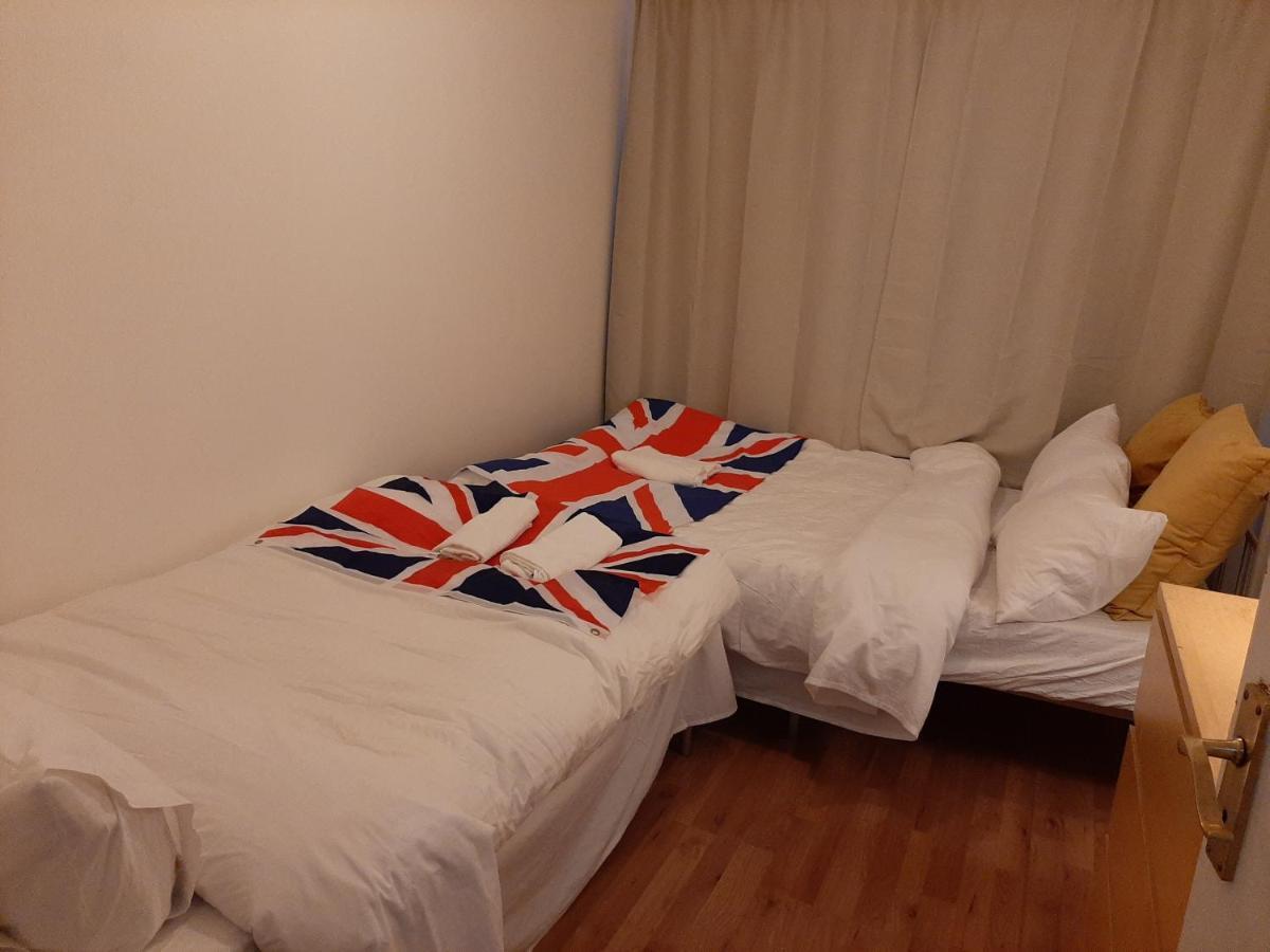 Al Iram E1 * London