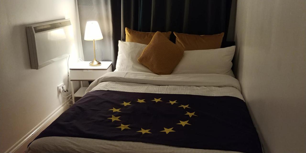 Al Iram E1 Guest house London