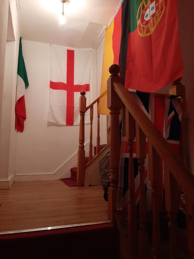 Al Iram E1 London